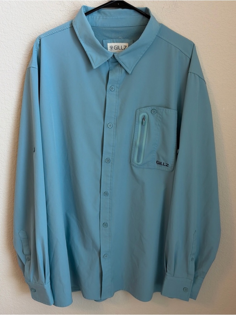 Gillz Men's Casual Button-Down Shirt in Light Blue